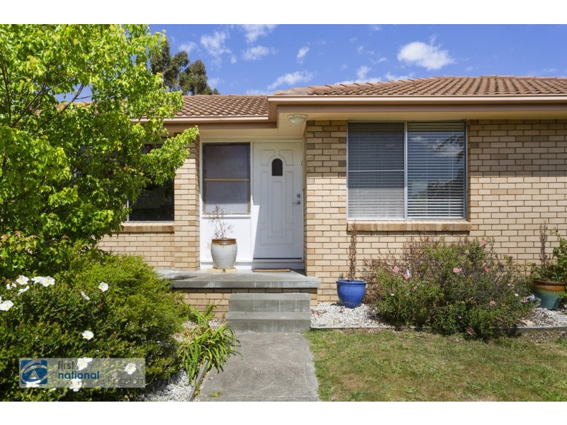 2 Alamo Close, Blackmans Bay TAS 7052
