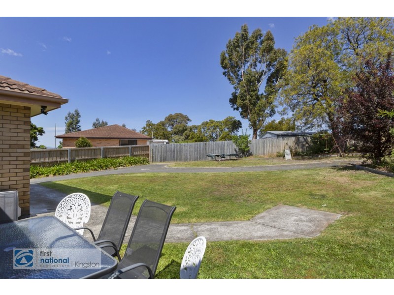 2 Alamo Close, Blackmans Bay TAS 7052