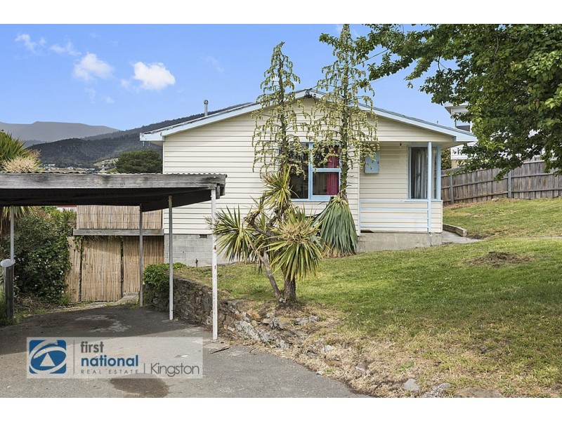 13 Tooma Avenue, Berriedale TAS 7011