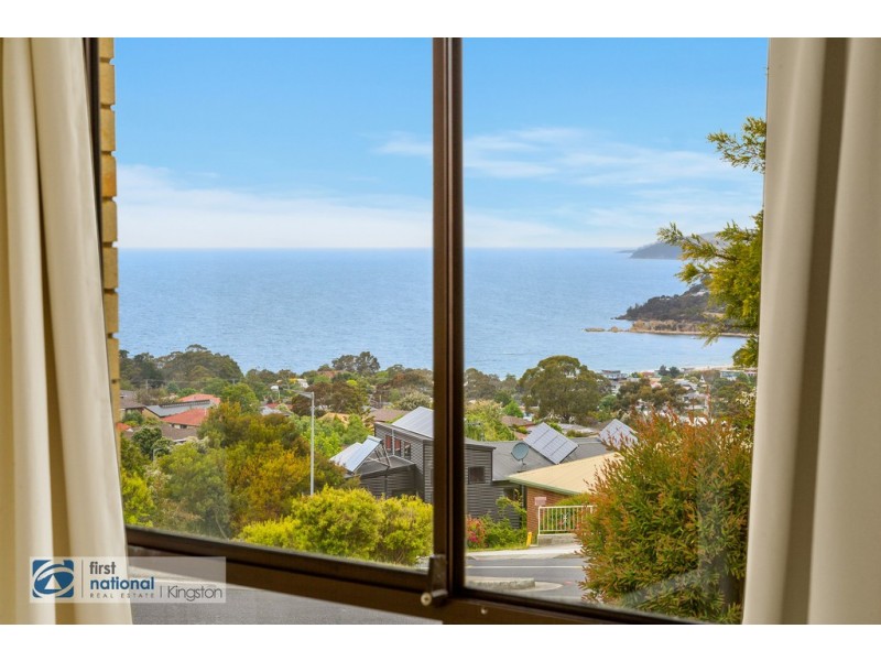 59 Tingira Road, Blackmans Bay TAS 7052