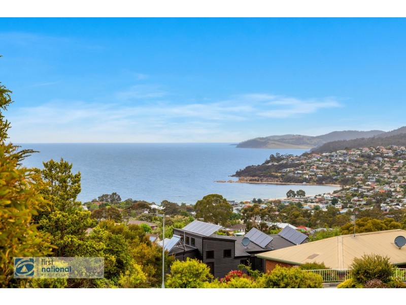 59 Tingira Road, Blackmans Bay TAS 7052