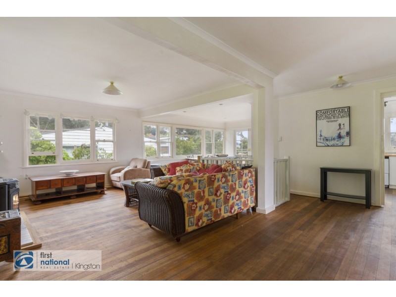 68 Channel Highway, Taroona TAS 7053