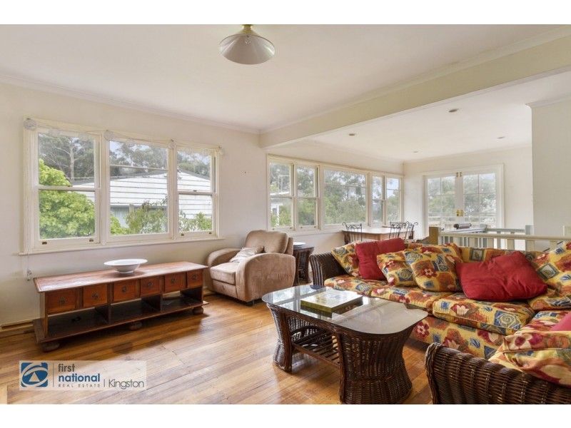 68 Channel Highway, Taroona TAS 7053