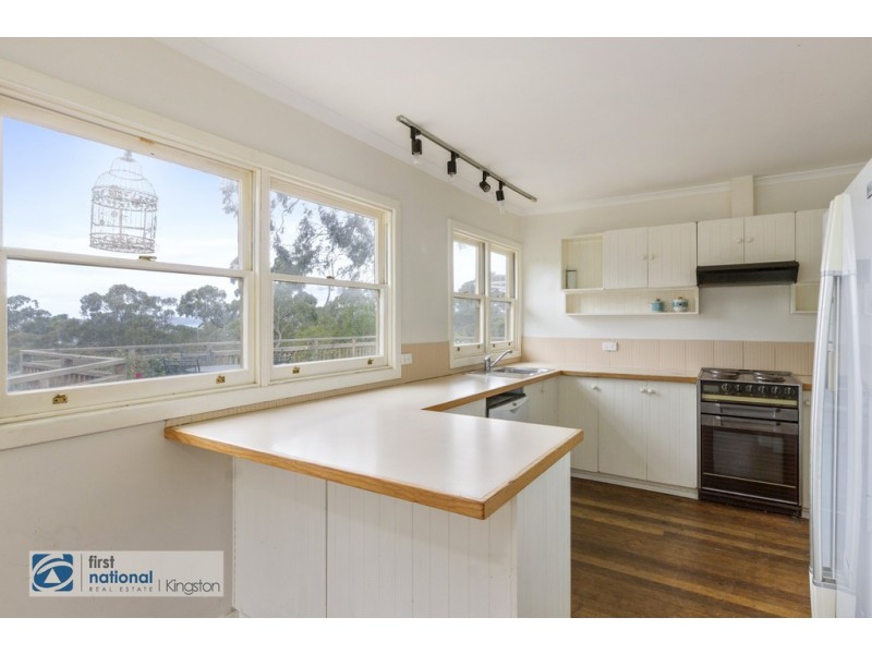 68 Channel Highway, Taroona TAS 7053