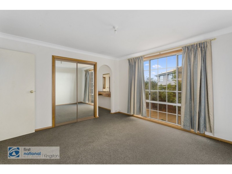 4 Amberley Court, Blackmans Bay TAS 7052