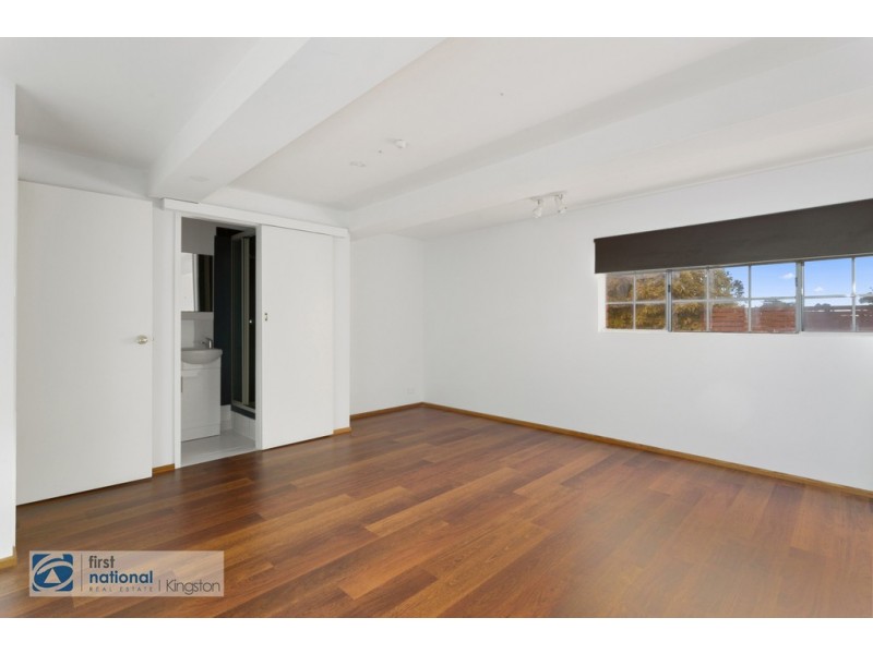 4 Amberley Court, Blackmans Bay TAS 7052