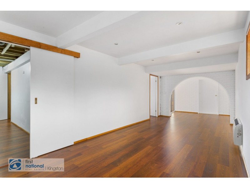 4 Amberley Court, Blackmans Bay TAS 7052