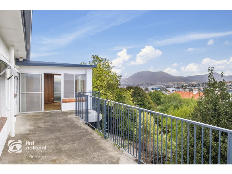 11 Sinclair Avenue, Moonah TAS 7009