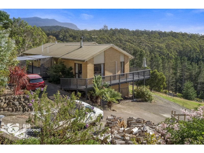 87 Cades Drive, Kingston TAS 7050