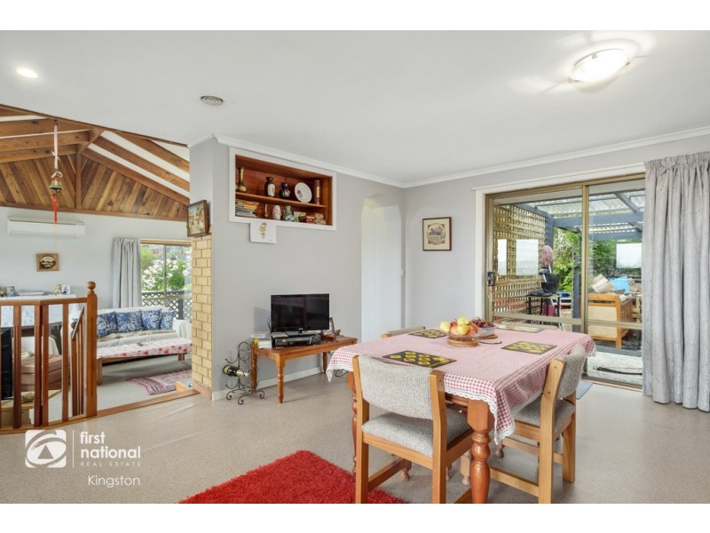 87 Cades Drive, Kingston TAS 7050