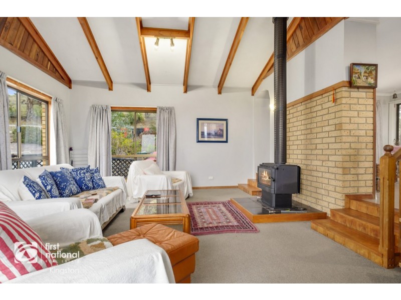 87 Cades Drive, Kingston TAS 7050