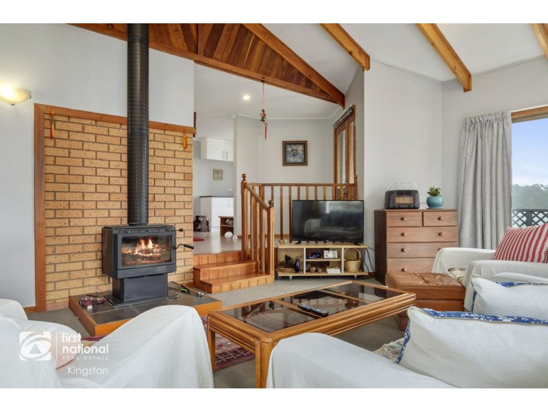 87 Cades Drive, Kingston TAS 7050