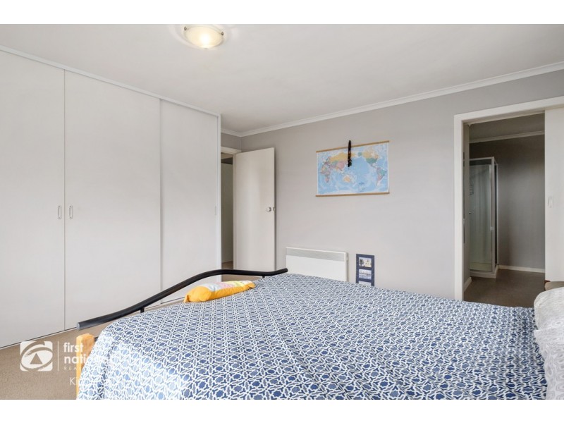 87 Cades Drive, Kingston TAS 7050