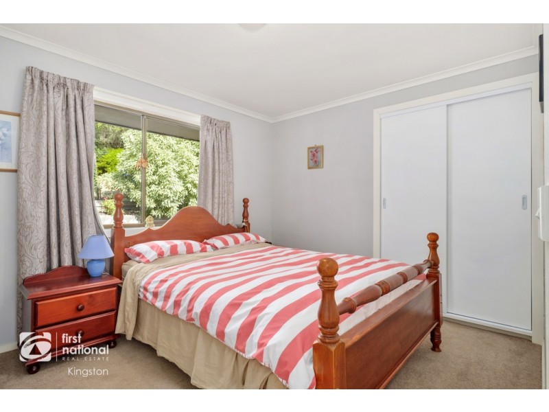 87 Cades Drive, Kingston TAS 7050