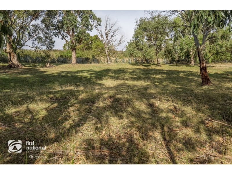 87 Cades Drive, Kingston TAS 7050
