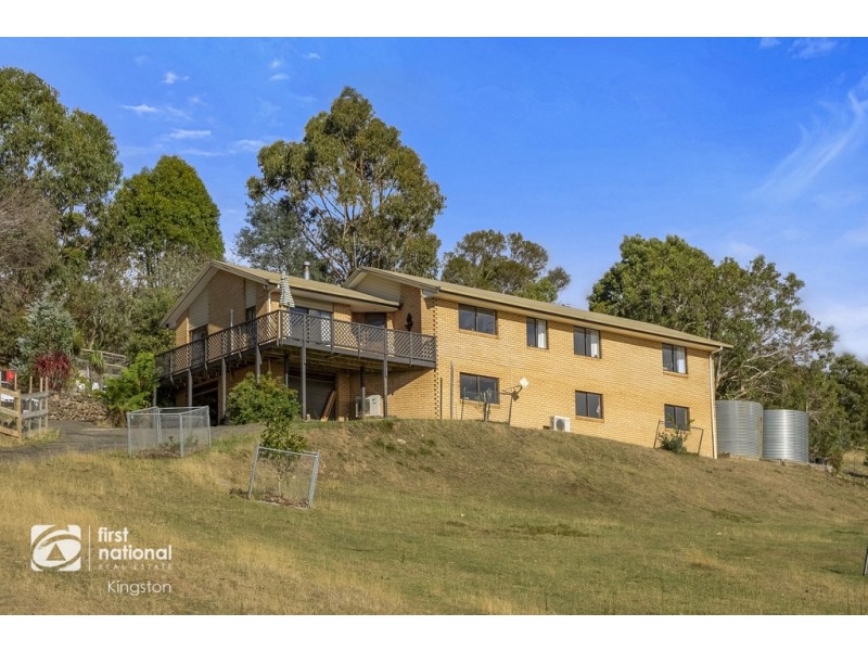 87 Cades Drive, Kingston TAS 7050