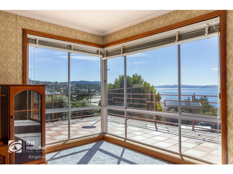 109 Wells Parade, Blackmans Bay TAS 7052