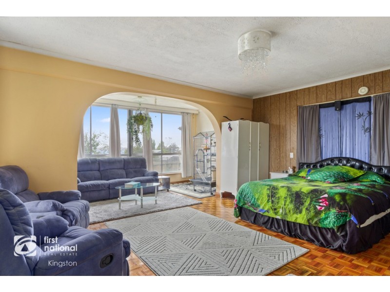 109 Wells Parade, Blackmans Bay TAS 7052