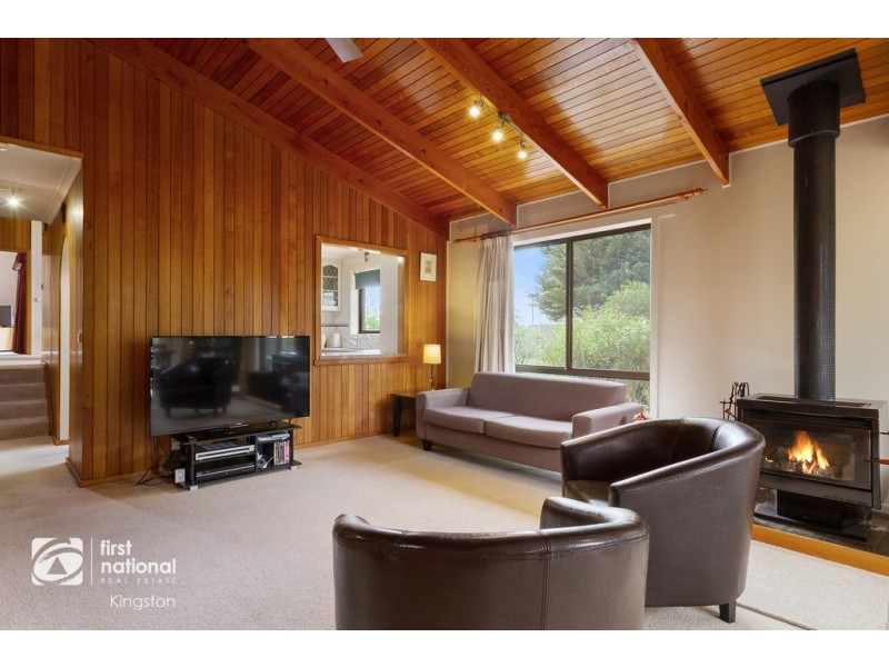 302 Leslie Road, Kingston TAS 7050