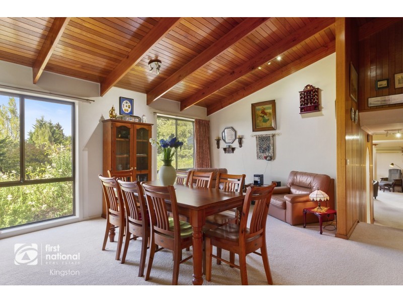302 Leslie Road, Kingston TAS 7050