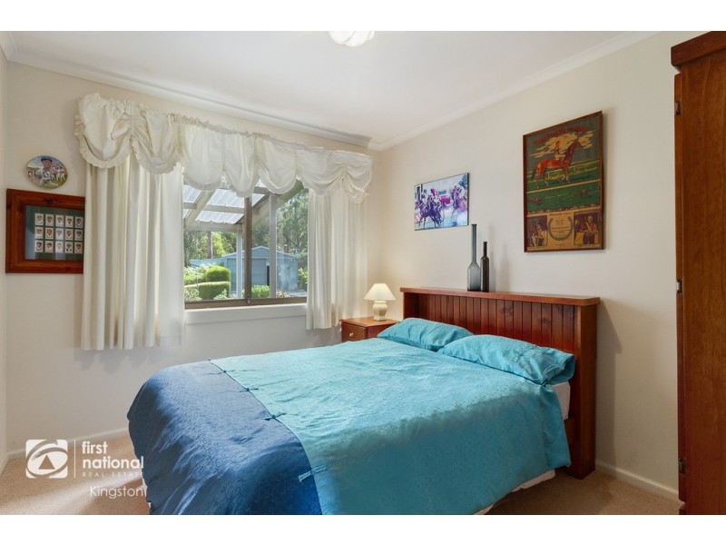 302 Leslie Road, Kingston TAS 7050