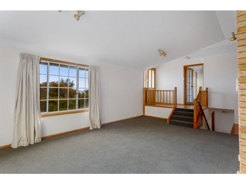 4 Amberley Court, Blackmans Bay TAS 7052