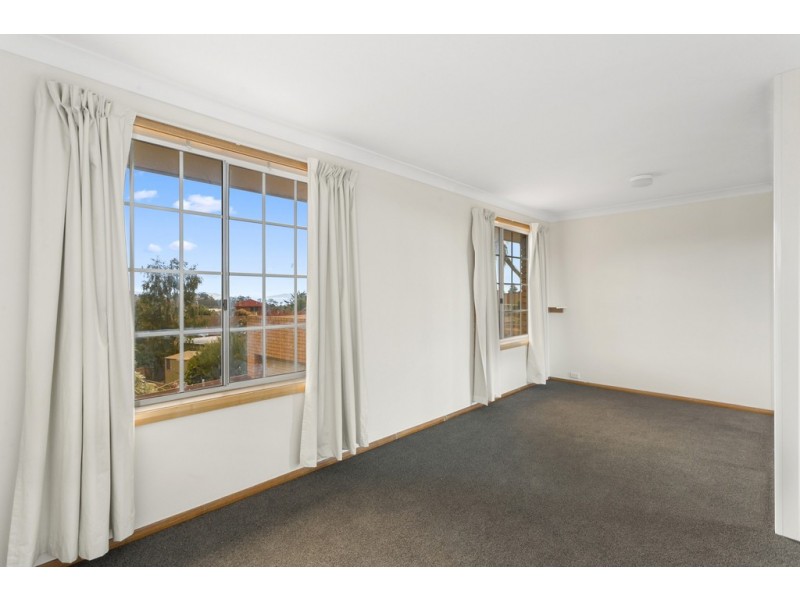 4 Amberley Court, Blackmans Bay TAS 7052
