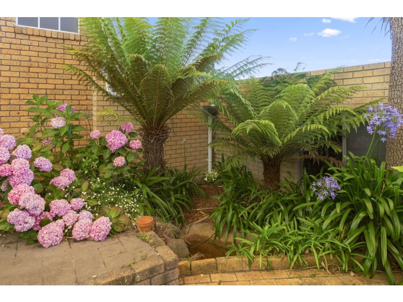 4 Amberley Court, Blackmans Bay TAS 7052
