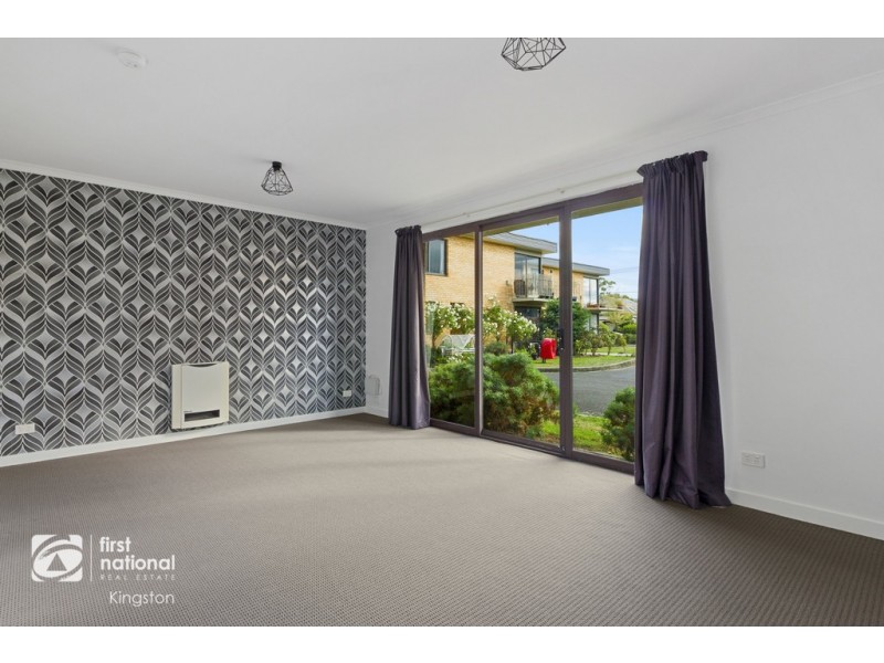 7/13 Windsor Street, Kingston Beach TAS 7050