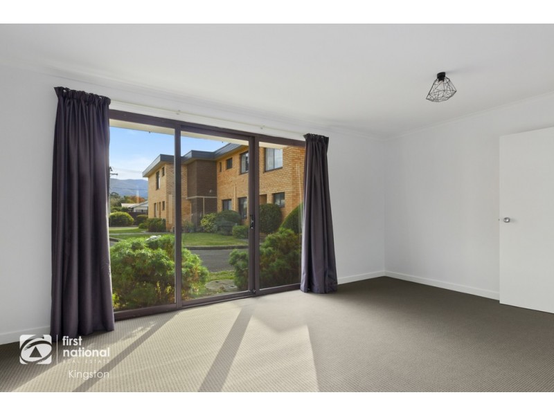 7/13 Windsor Street, Kingston Beach TAS 7050