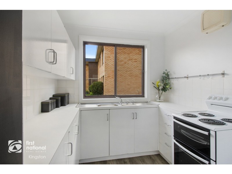 7/13 Windsor Street, Kingston Beach TAS 7050