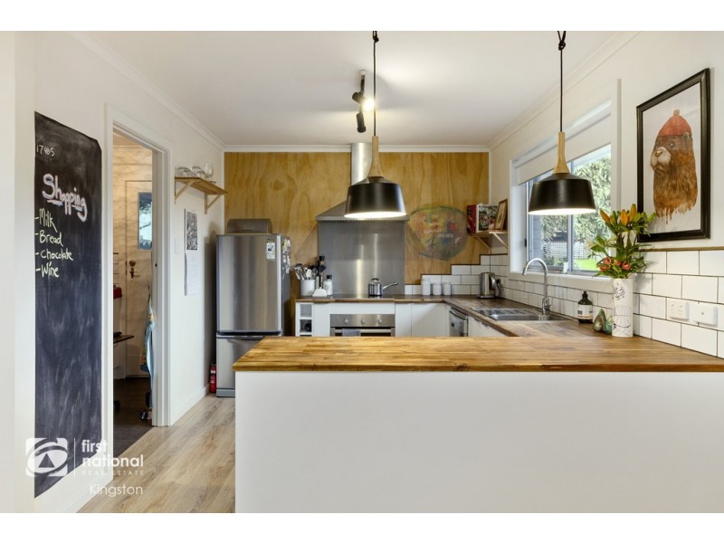 7 Amberley Court, Blackmans Bay TAS 7052
