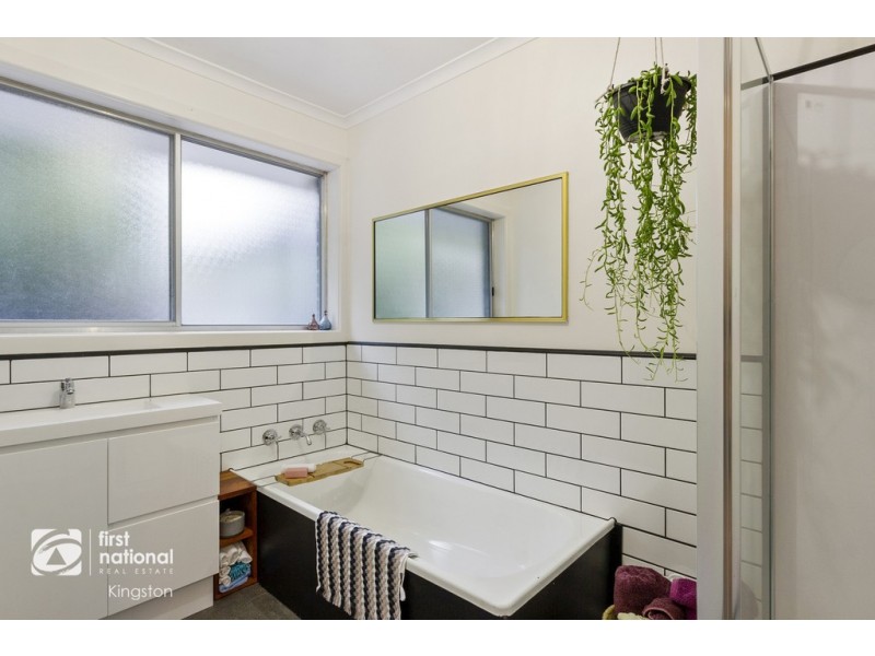 7 Amberley Court, Blackmans Bay TAS 7052