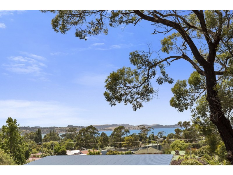 1/46 Charles Street, Orford TAS 7190
