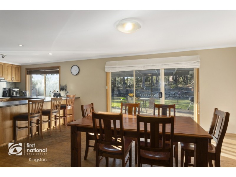 18 Golden Grove Drive, Blackmans Bay TAS 7052
