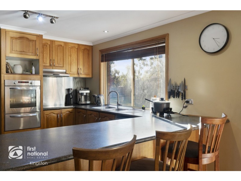 18 Golden Grove Drive, Blackmans Bay TAS 7052