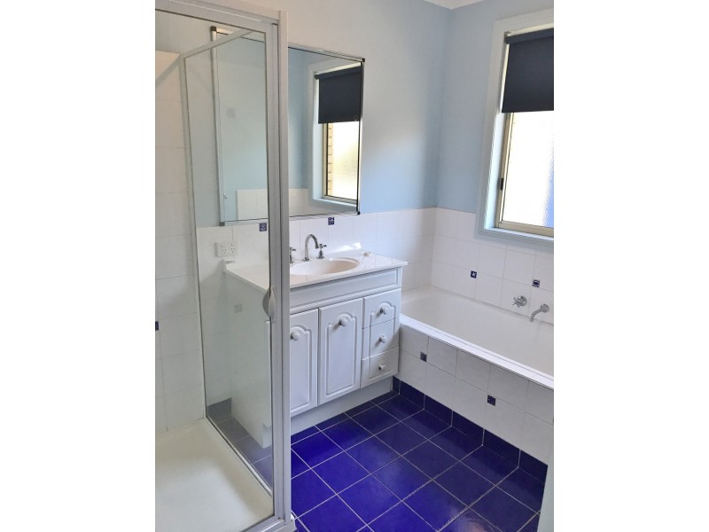 33 Fairview Drive, Kingston TAS 7050