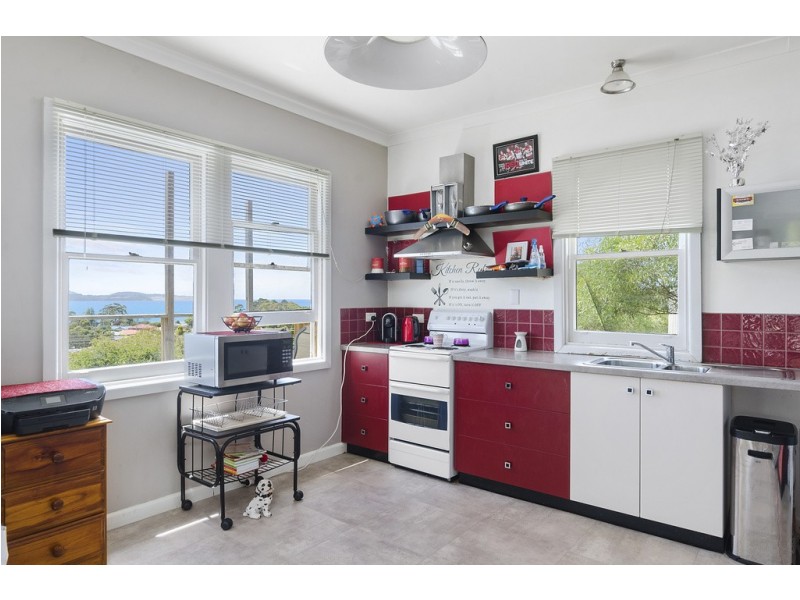 46 Charles Street, Orford TAS 7190