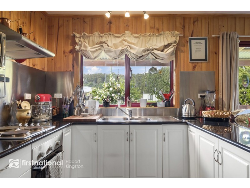 9 Fourfoot Road, Geeveston TAS 7116