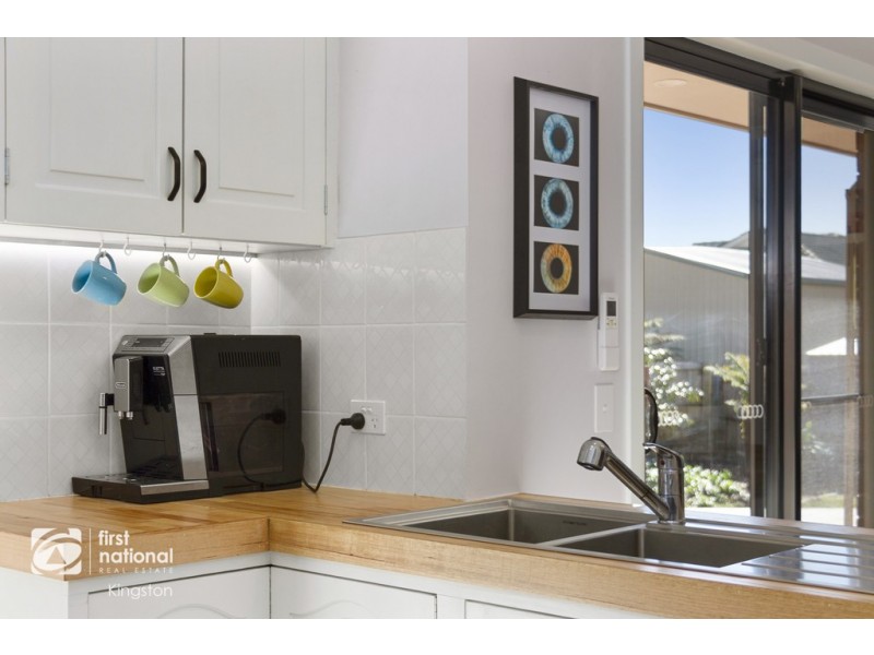 5 Charles Eaton Court, Huntingfield TAS 7055