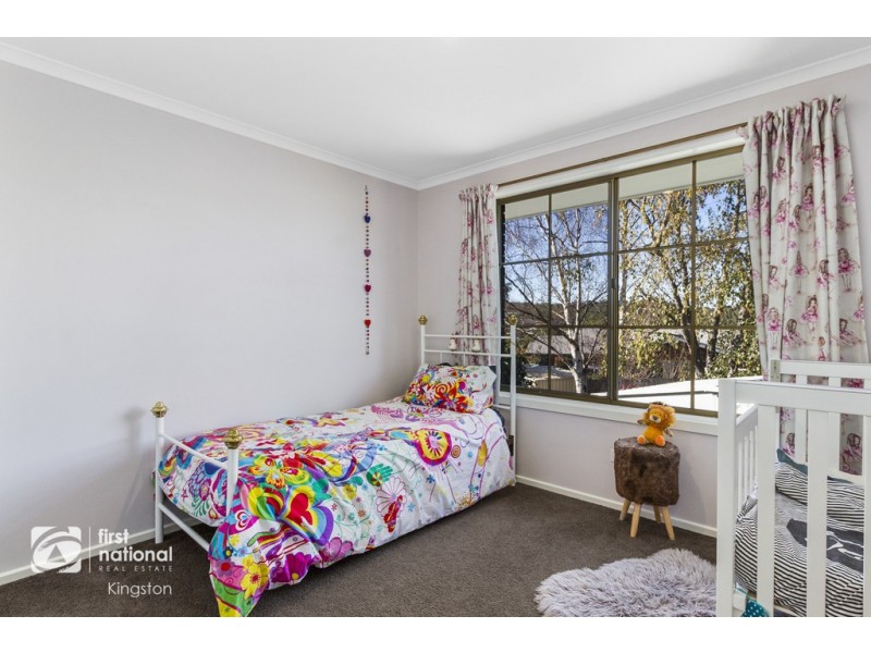 5 Charles Eaton Court, Huntingfield TAS 7055