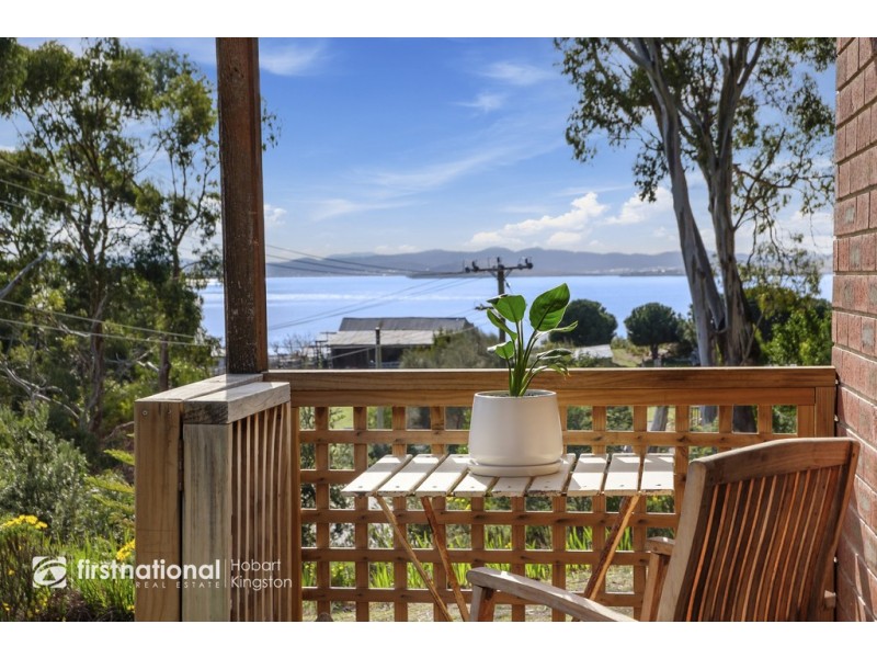 53 Bruny Island Main Road, Dennes Point TAS 7150