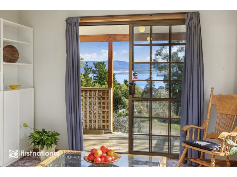 53 Bruny Island Main Road, Dennes Point TAS 7150