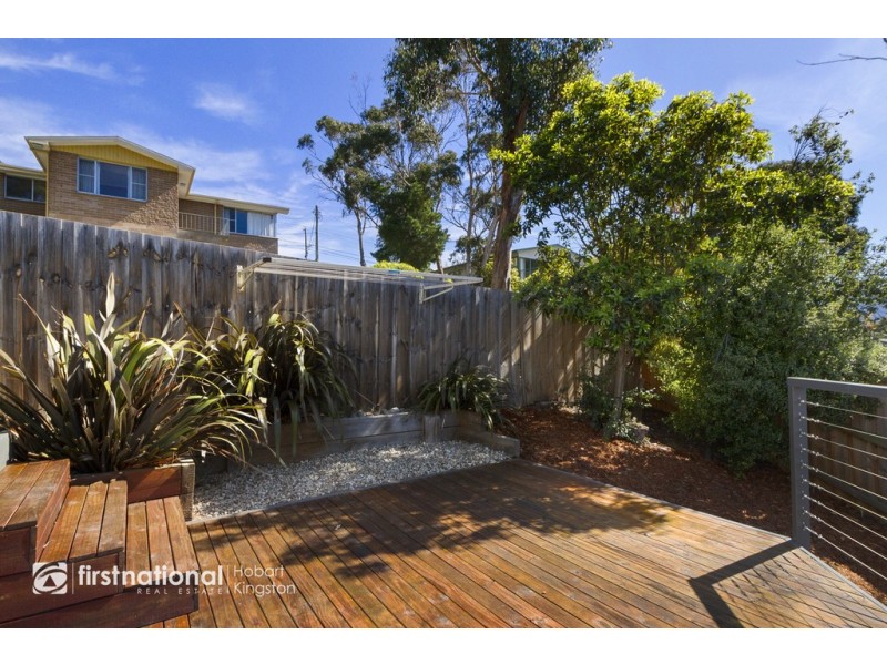 1/69 Auburn Road, Kingston Beach TAS 7050