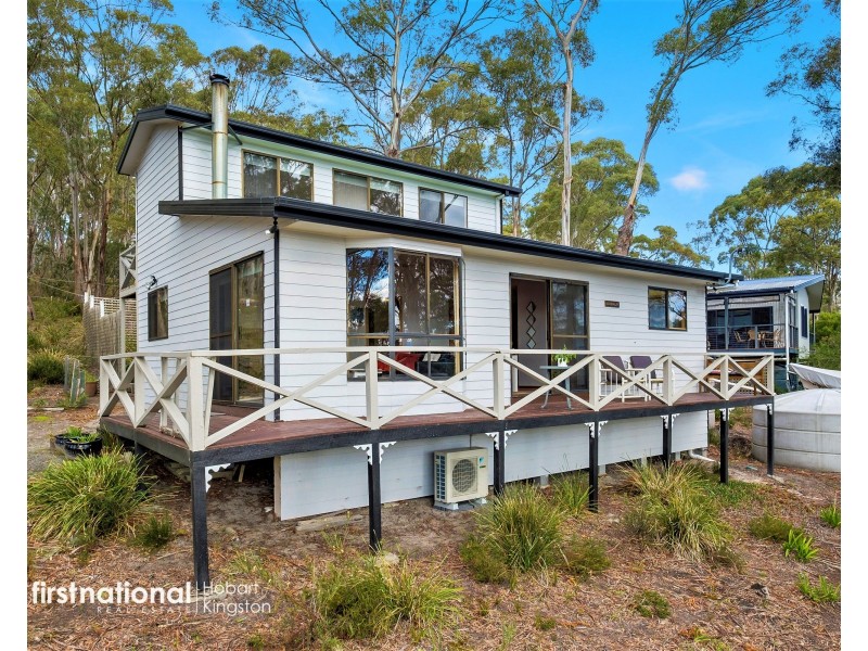 38 Cox Drive, Dennes Point TAS 7150