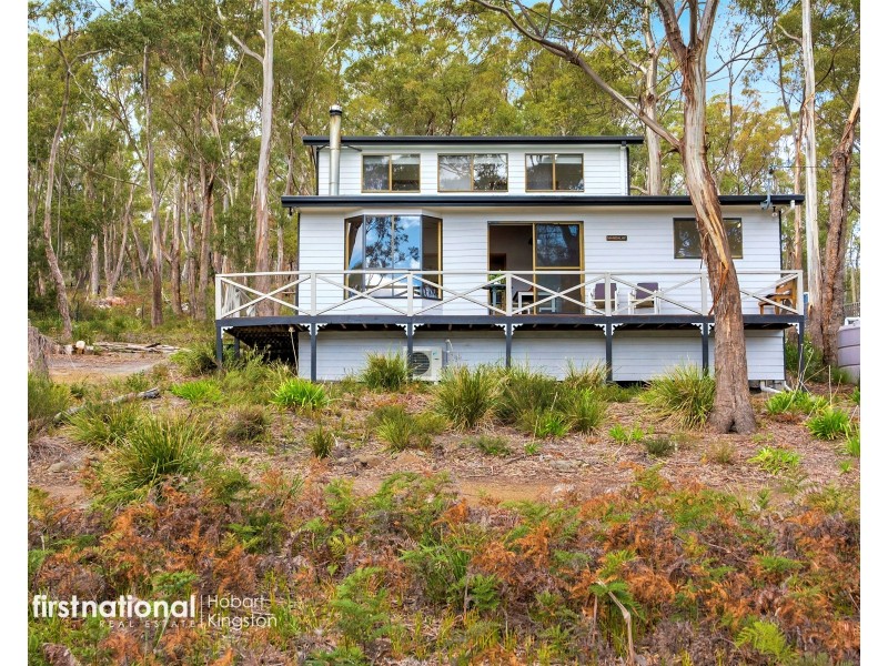 38 Cox Drive, Dennes Point TAS 7150