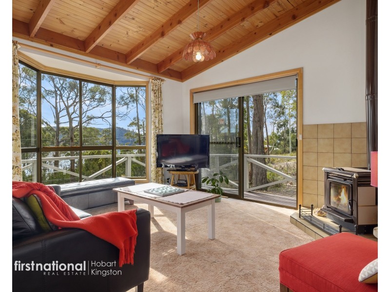 38 Cox Drive, Dennes Point TAS 7150