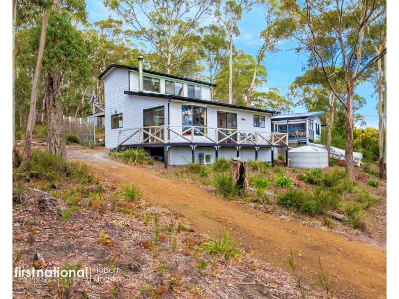 38 Cox Drive, Dennes Point TAS 7150