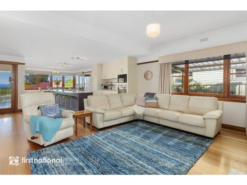 170 Roslyn Avenue, Blackmans Bay TAS 7052