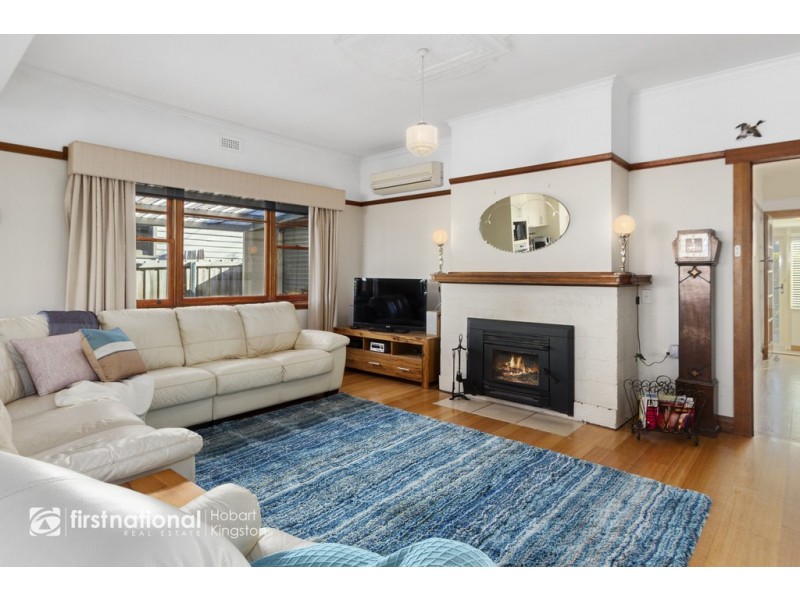 170 Roslyn Avenue, Blackmans Bay TAS 7052